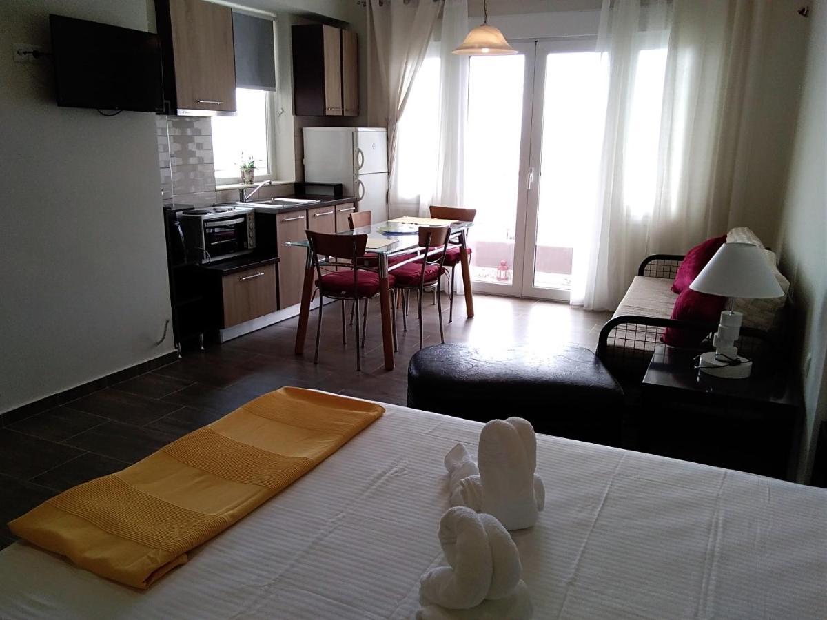 The Park Studio Kavala Extérieur photo